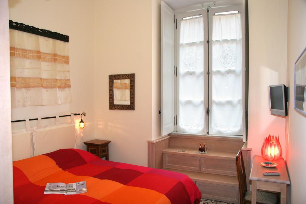Beb Di Fiore Naples Room photo